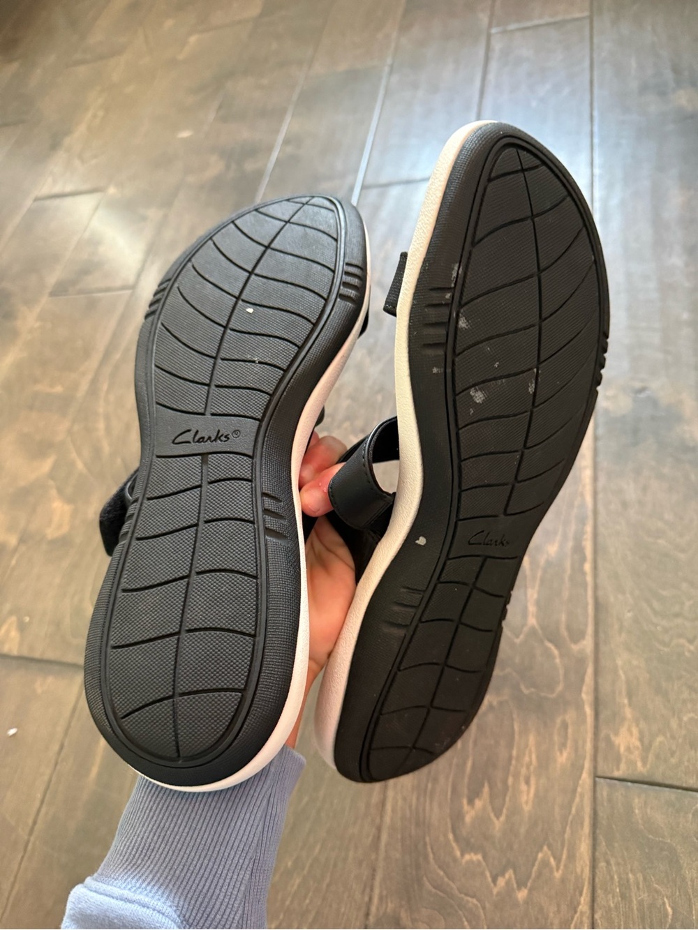 Women's clarks - Picture 2 of 3